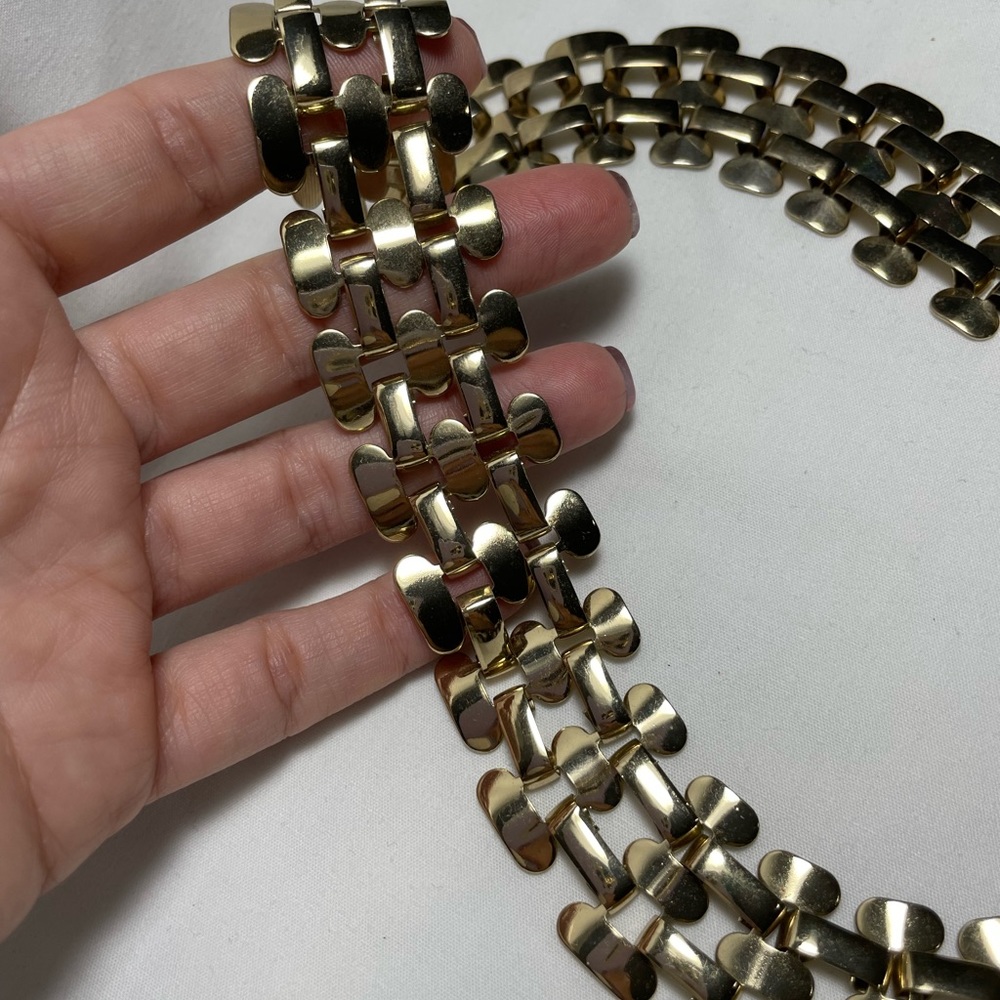 Yellow gold plated necklace.